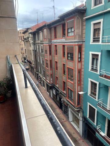 Piso en Venta en Juan de Garay Kalea en Centro