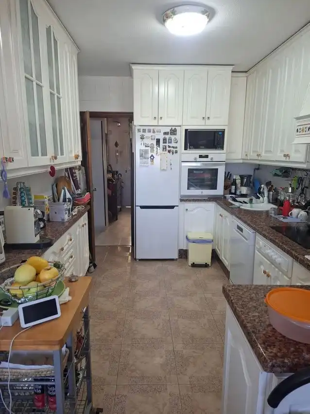 Kitchen of Detached homes for sale in Algeciras