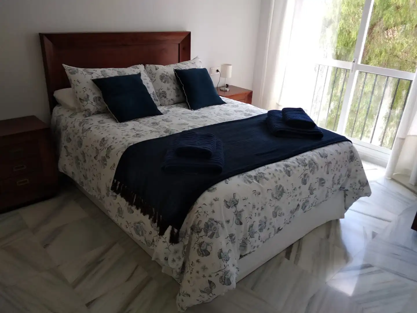 Bedroom of Flat for rent in Marbella  with Air Conditioner, Furnished and Oven
