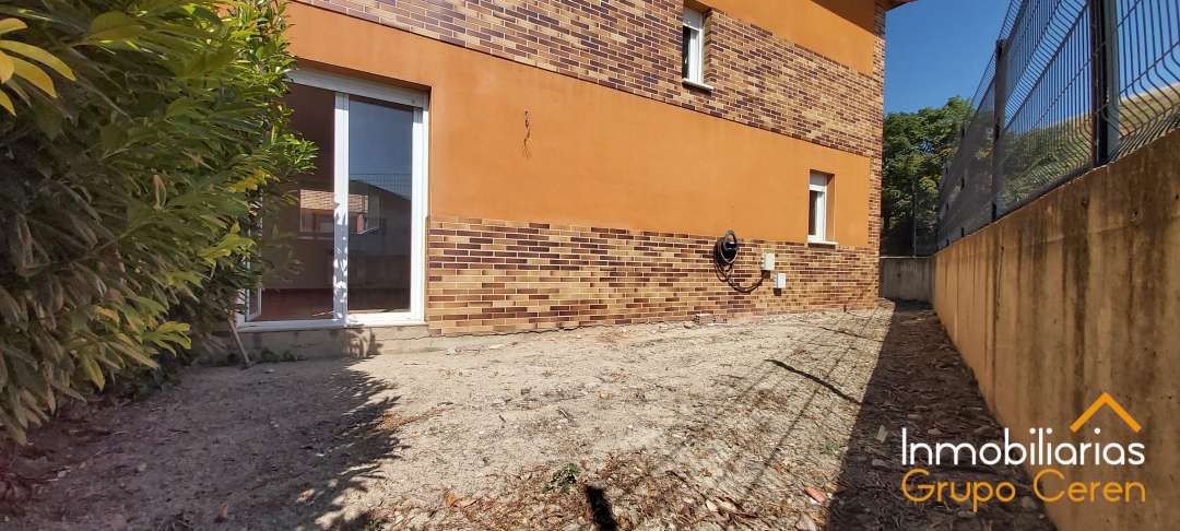 Single-family semi-detached for sale in Herramélluri