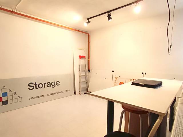 Local comercial en Venta en Candil en El Cerrillo