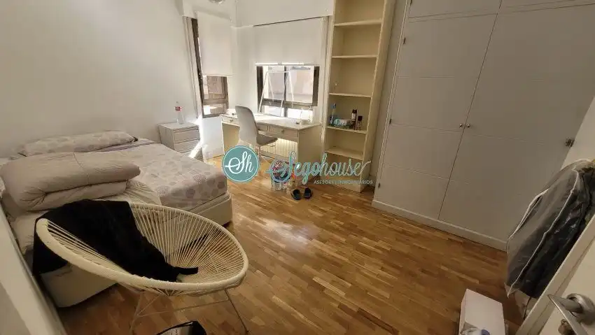 Dormitori de Pis en venda en Segovia amb Calefacció, Parquet i Terrassa