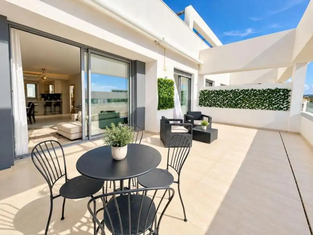 Terrace of Attic for rent in Selwo