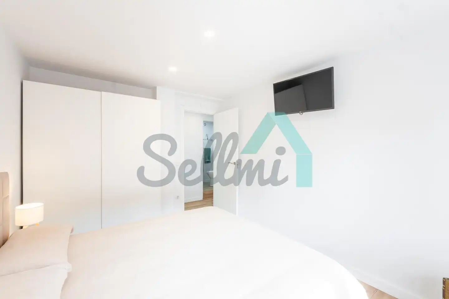 Habitación de Piso de alquiler en Gijón  con Calefacción, Amueblado y Internet