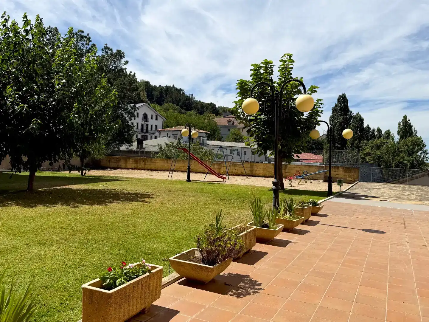 Terrassa de Pis de lloguer en Béjar amb Parquet, Moblat i Balcó