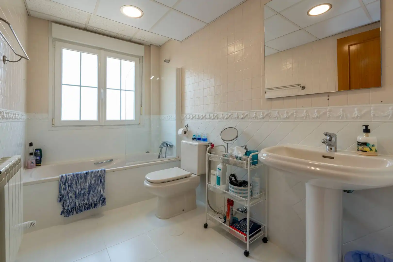 Bathroom of Houses for sale in Algete  with Air Conditioner, Heating and Private garden