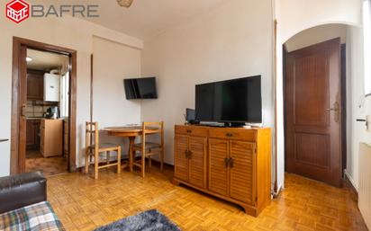 Dormitori de Àtic en venda en  Madrid Capital amb Parquet i Terrassa