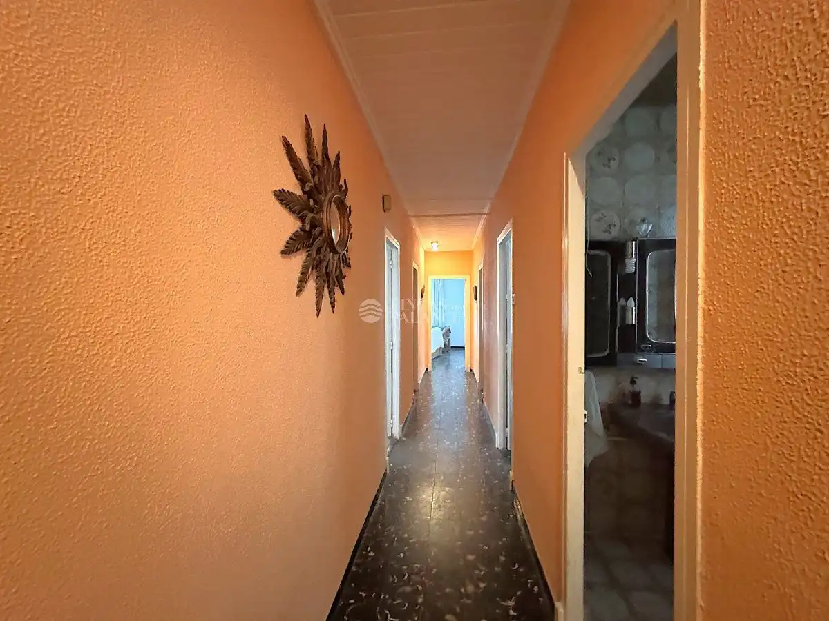 Flat for sale in Valencia  with Balcony