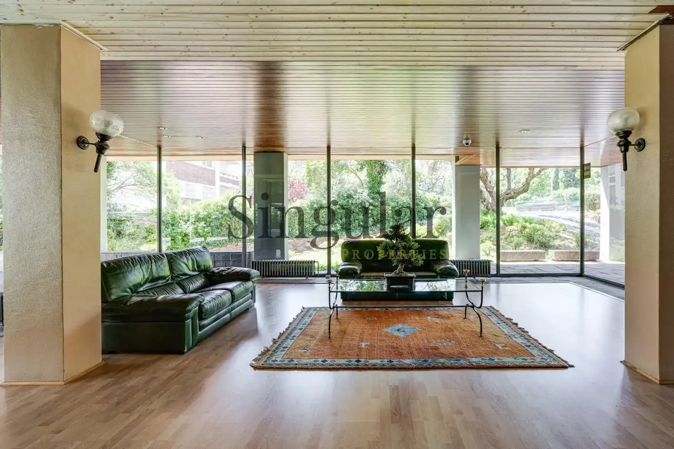 Living room of Flat for rent in Barcelona  with Heating, Private garden and Terrace