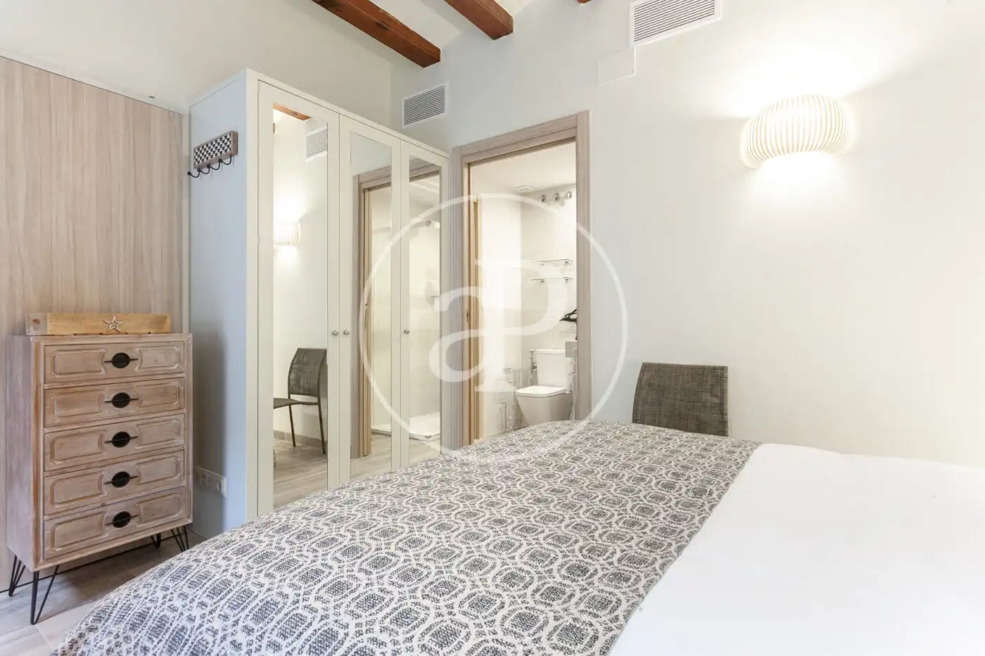 Bedroom of Flat for rent in Barcelona  with Air Conditioner, Heating and Furnished