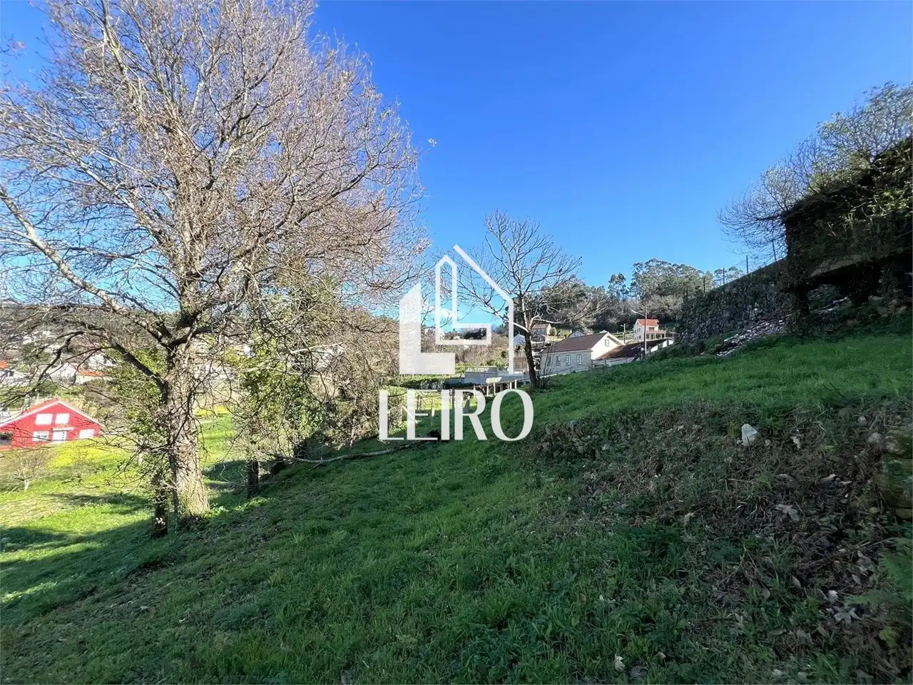 Country homes for sale in Sanxenxo  with Private garden