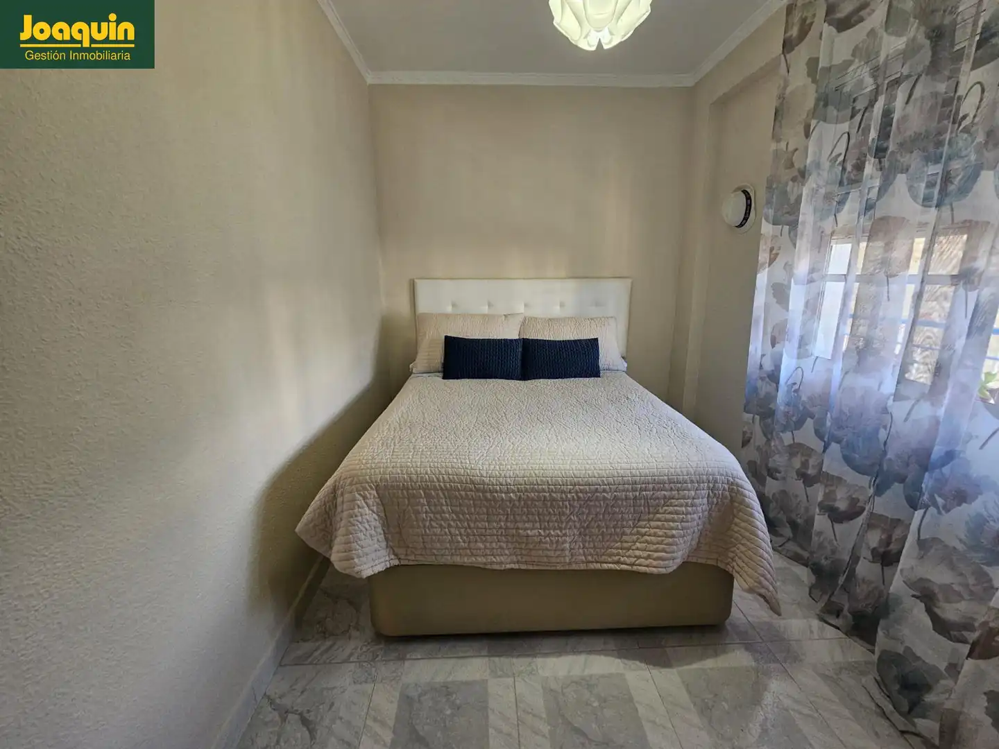 Bedroom of Flat for sale in Córdoba  with Air Conditioner and Terrace