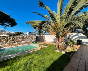 Swimming pool of House or chalet to rent in Brunete  with Air Conditioner, Heating and Private garden