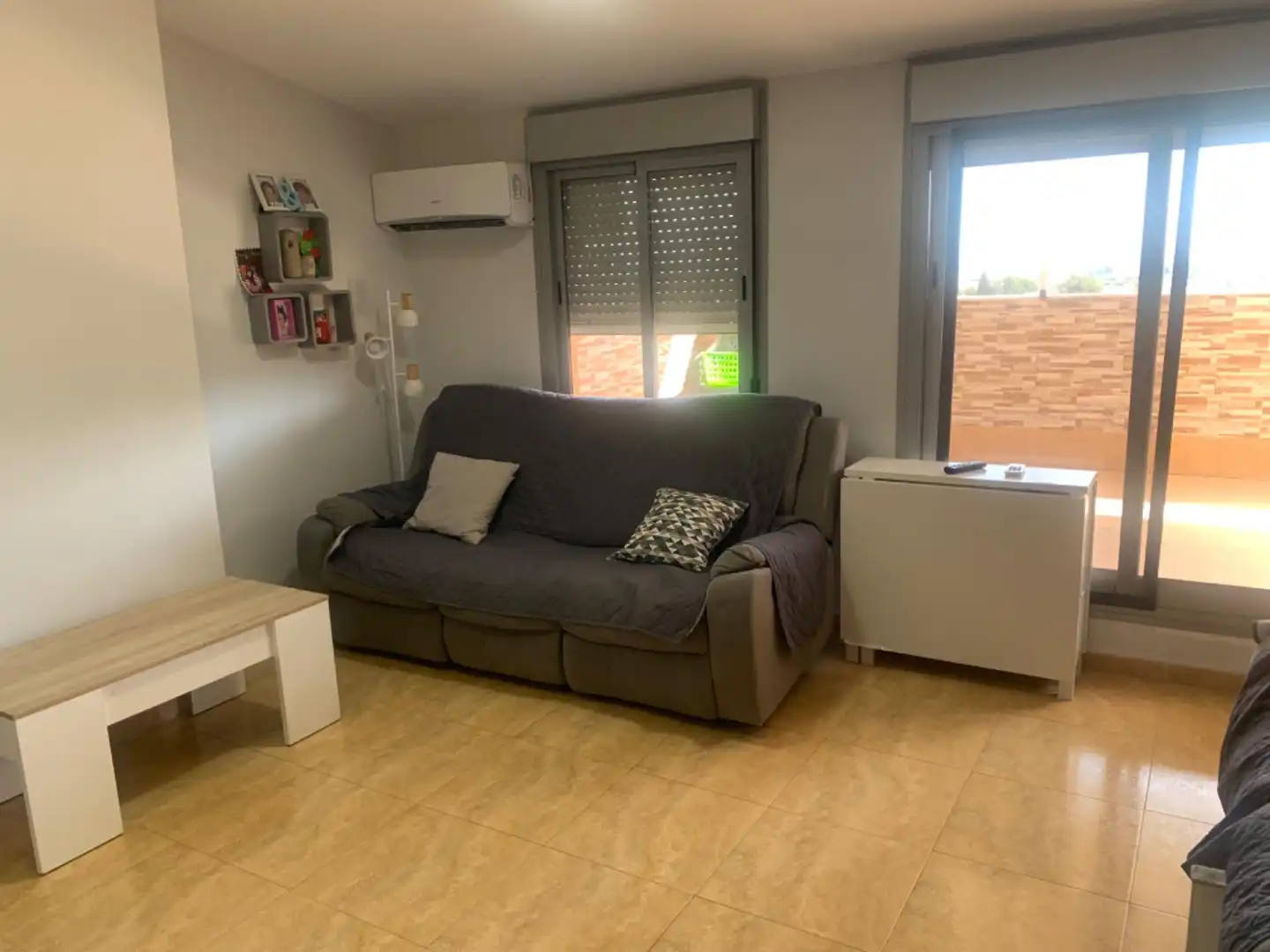 Sala d'estar de Àtic en venda en Murcia amb Aire condicionat, Terrassa i Moblat