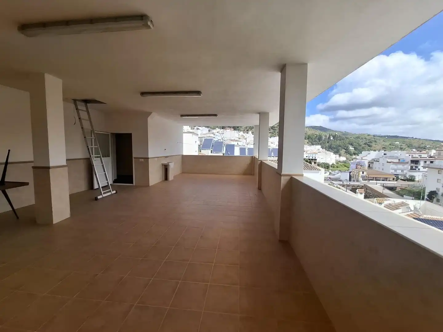Edificio en venta en Avenida Avenida Carretera del Balneario, Tolox