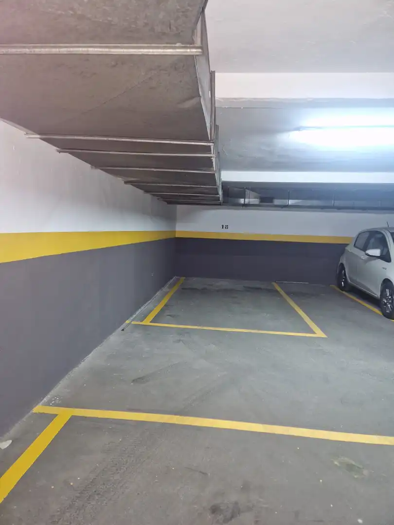 Parkplatz zum Verkauf in Calle de Canarias, imagen 3