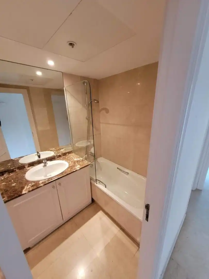 Apartament amb piscina en venda a Selwo, imagen 20