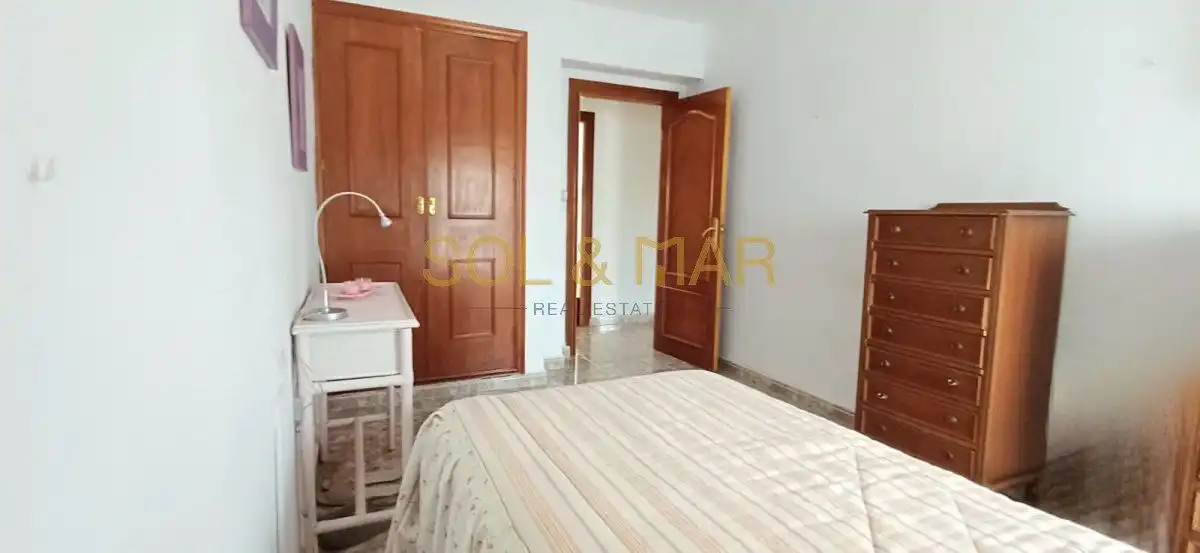 Habitación de Piso en venta en Torremolinos con Aire acondicionado, Calefacción y Terraza