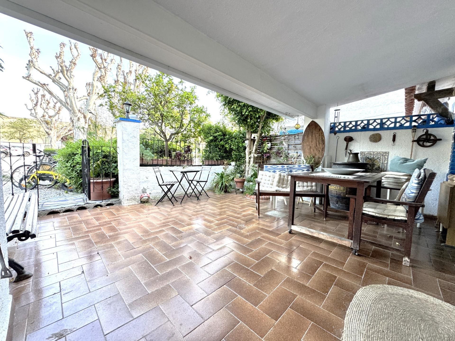 Garden of Planta baja for sale in Castelldefels  with Air Conditioner, Heating and Private garden