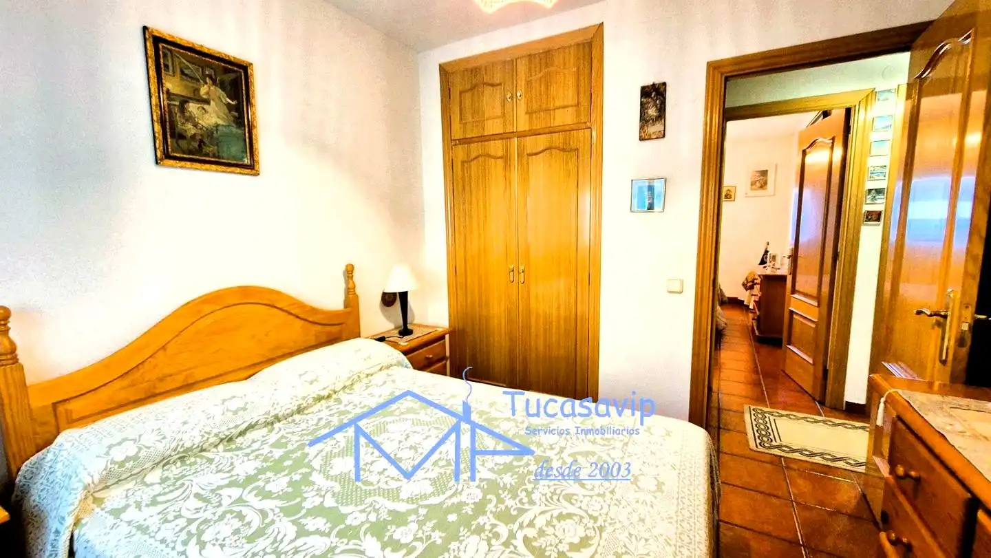 Dormitori de Casa adosada en venda en Pelayos de la Presa amb Calefacció, Jardí privat i Terrassa