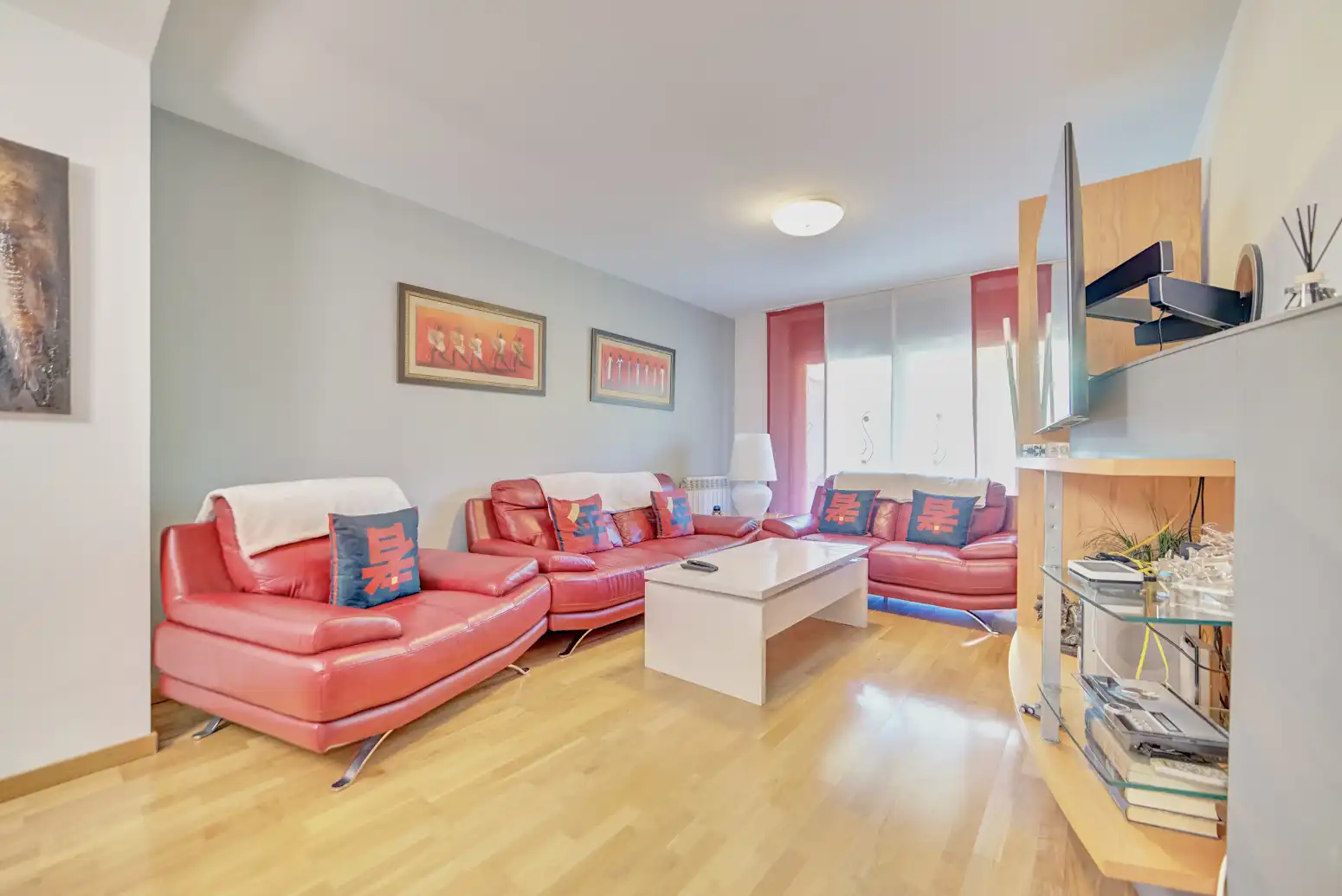 Living room of Detached homes for sale in Enériz / Eneritz  with Heating, Private garden and Parquet flooring
