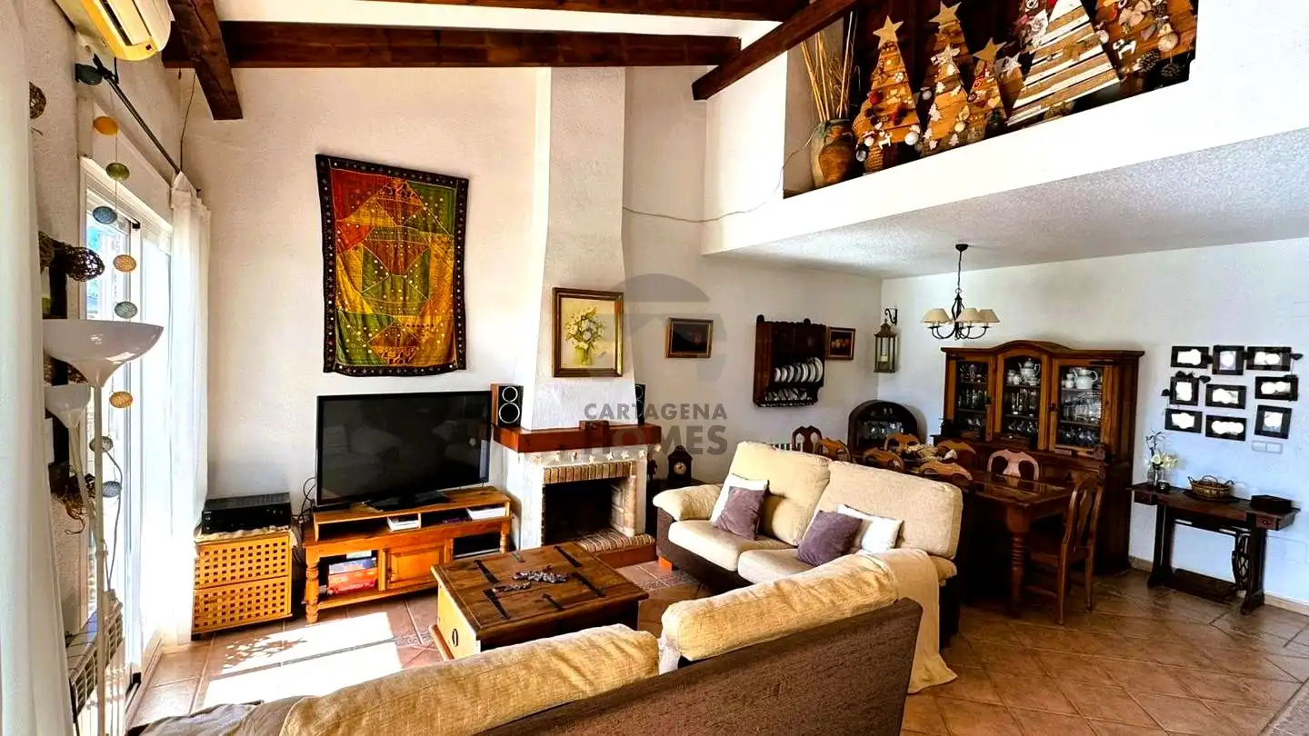 Sala de estar de Casa o chalet en venta en Cartagena con Aire acondicionado, Calefacción y Jardín privado