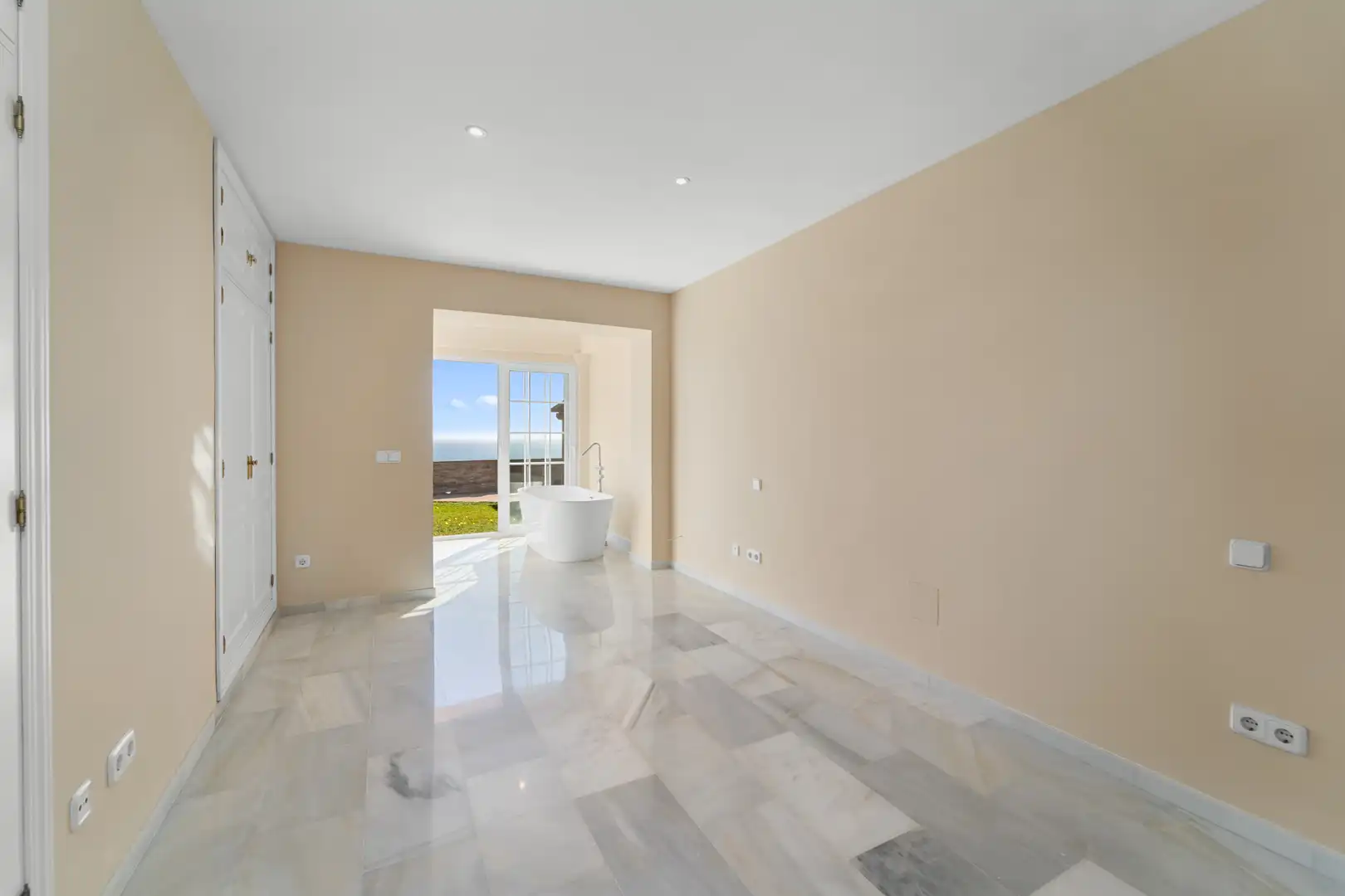 Houses for sale in Benalmádena  with Air Conditioner, Heating and Private garden