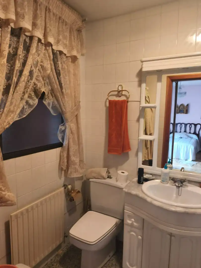 Baño de Casa o chalet en venta en Guadalajara con Calefacción