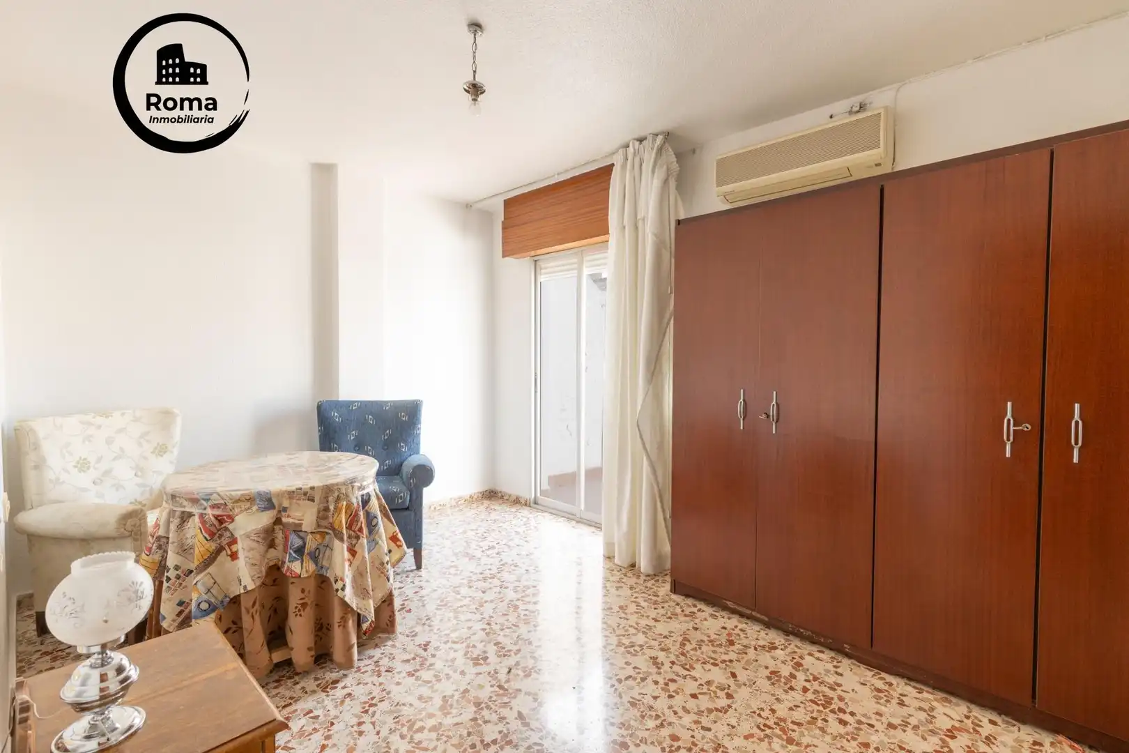 Habitación de Casa adosada en venta en Maracena con Aire acondicionado, Calefacción y Terraza