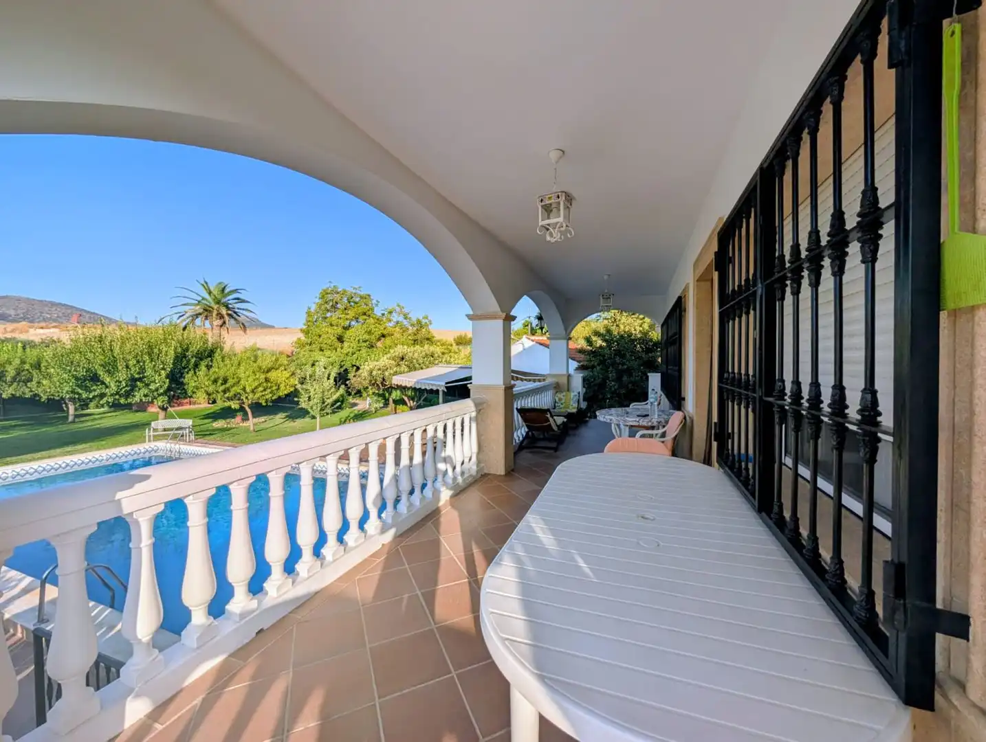 Terrassa de Casa o xalet en venda en Loja amb Aire condicionat, Calefacció i Jardí privat