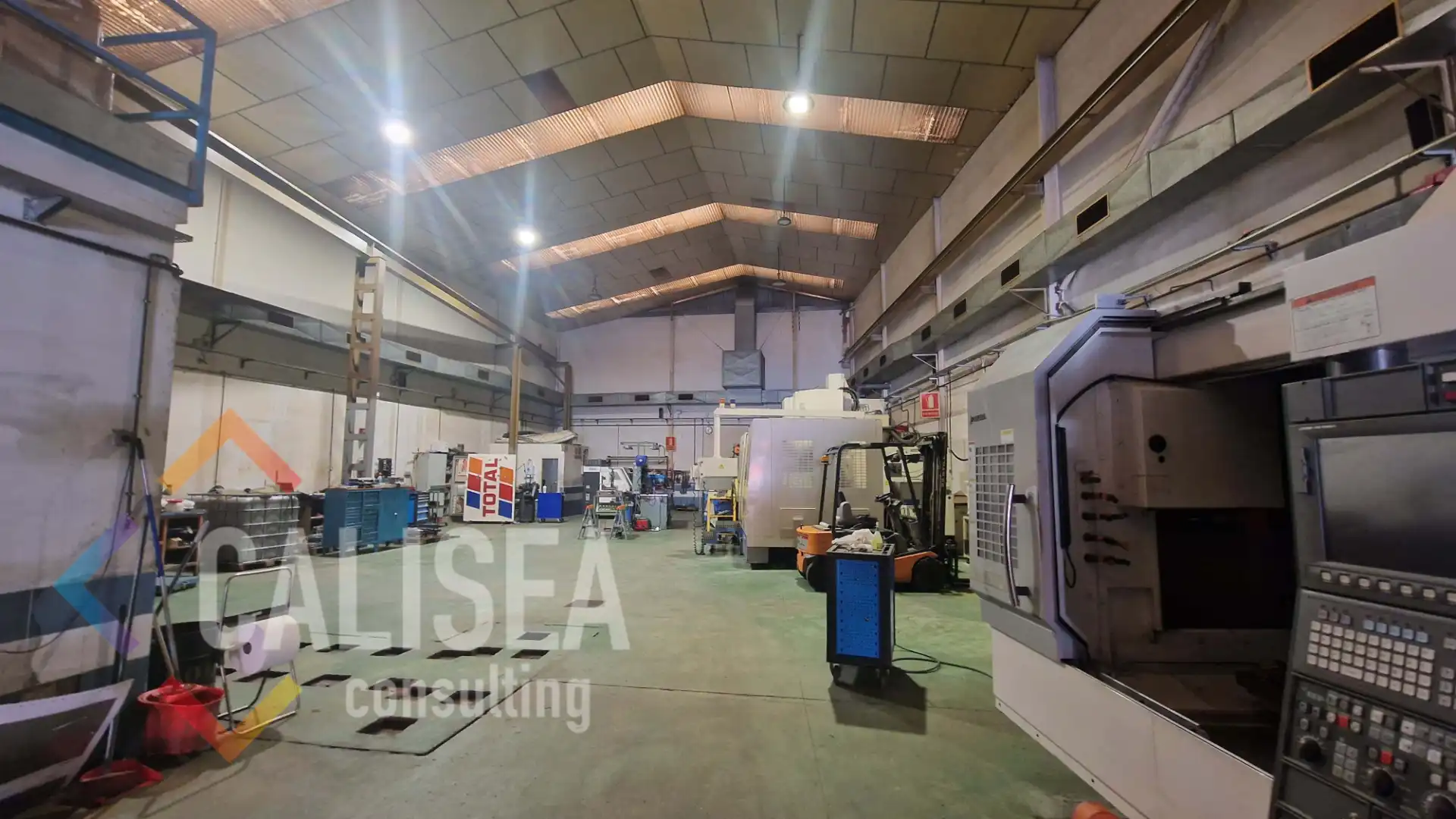 Industrial building for sale in Carrer Salvador Seguí "Noi del Sucre" 11, imagen 6