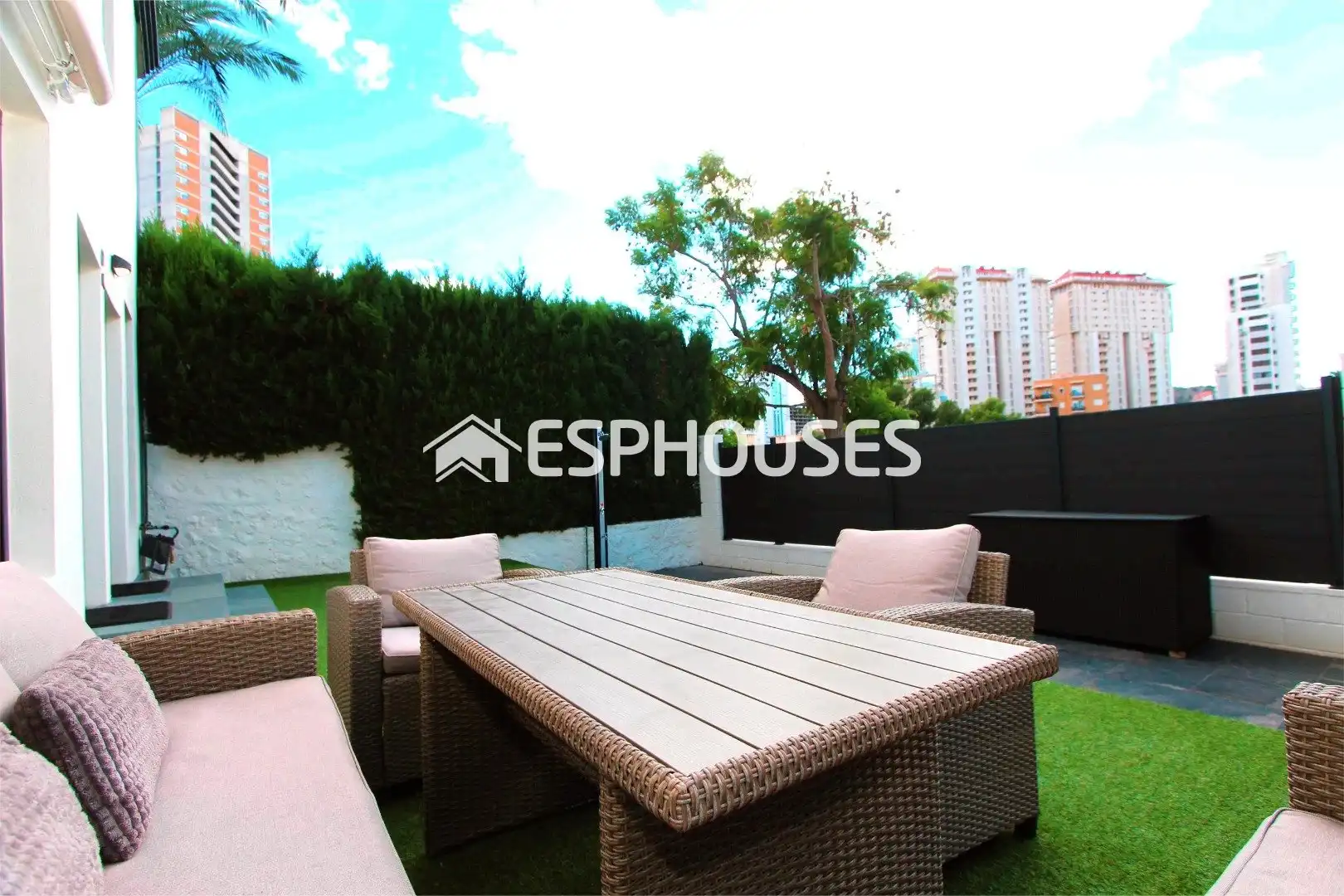 Bungalow with terrace for sale in Playa de Poniente, imagen 2