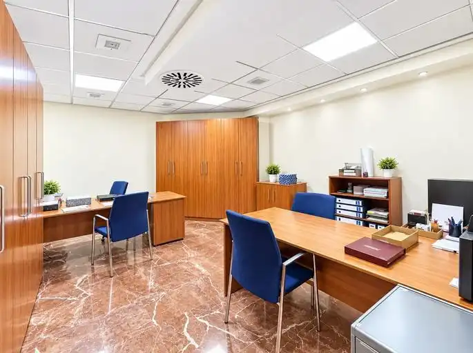 Büro zum Verkauf in Orihuela mit Klimaanlage und Heizung