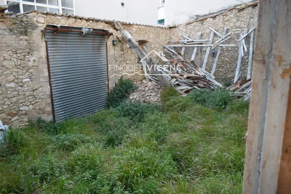Land for sale in Bisbe Catala, Calafell Poble