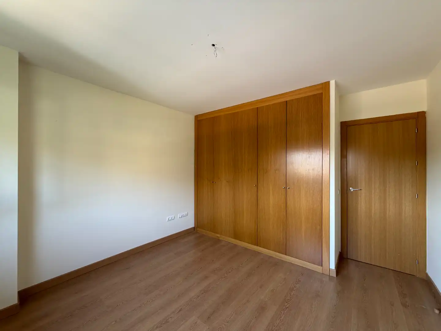 Habitación de Casa o chalet en venta en Colmenar Viejo con Calefacción, Jardín privado y Terraza