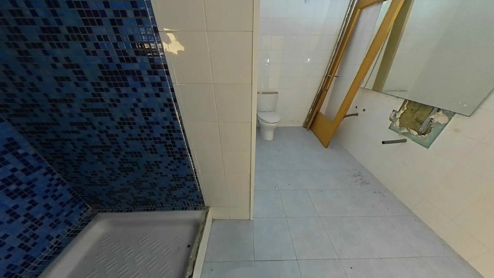 Bathroom of Study for sale in Terrassa  with Terrace