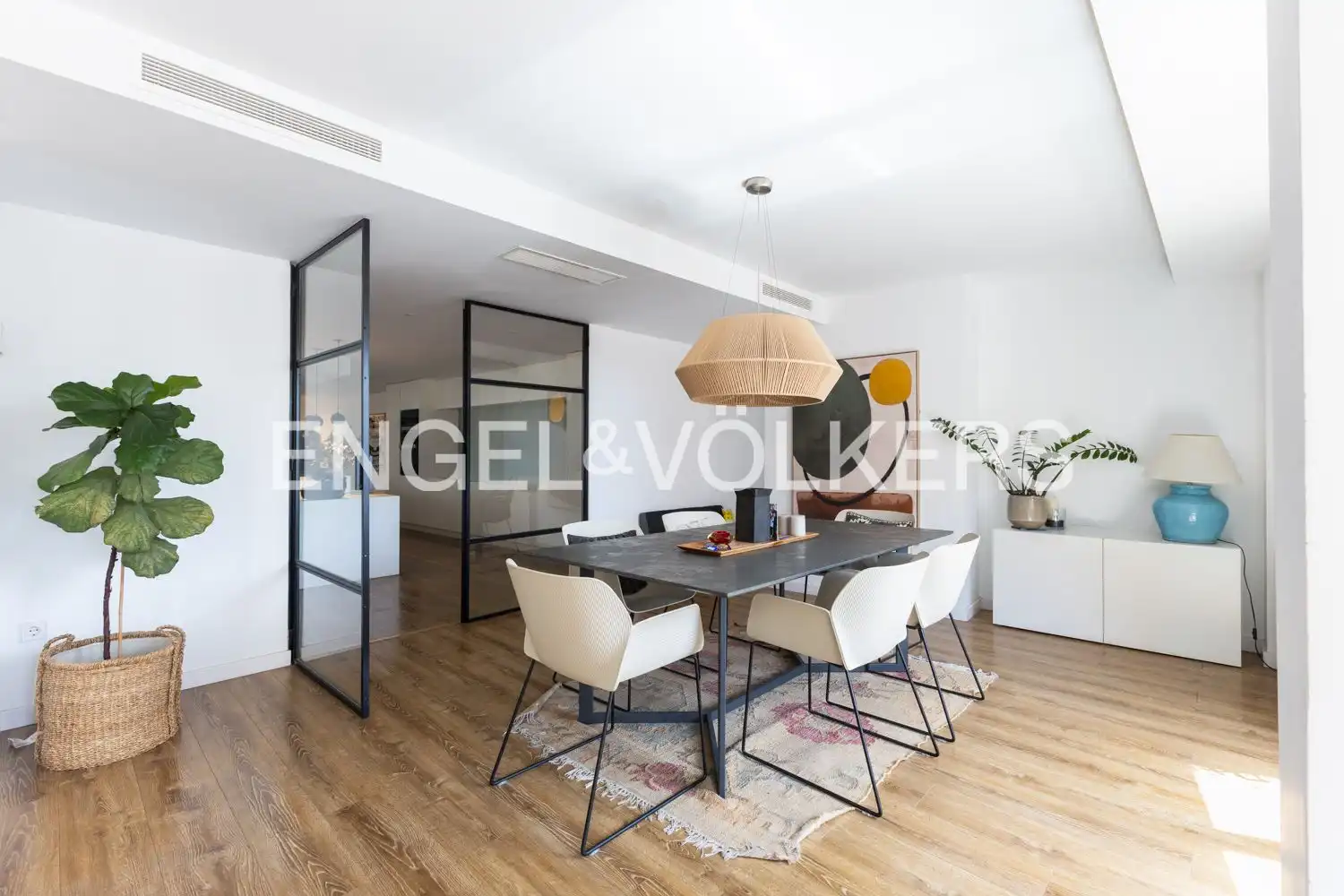 Esszimmer von Wohnung zur Miete in Extramurs