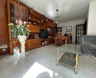 Living room of Flat for sale in L'Hospitalet de Llobregat  with Terrace and Balcony