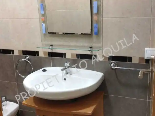 Pis de lloguer a Calle Eduardo Cruz Gómez, 3, Reyes Católicos - Paseo San Antonio