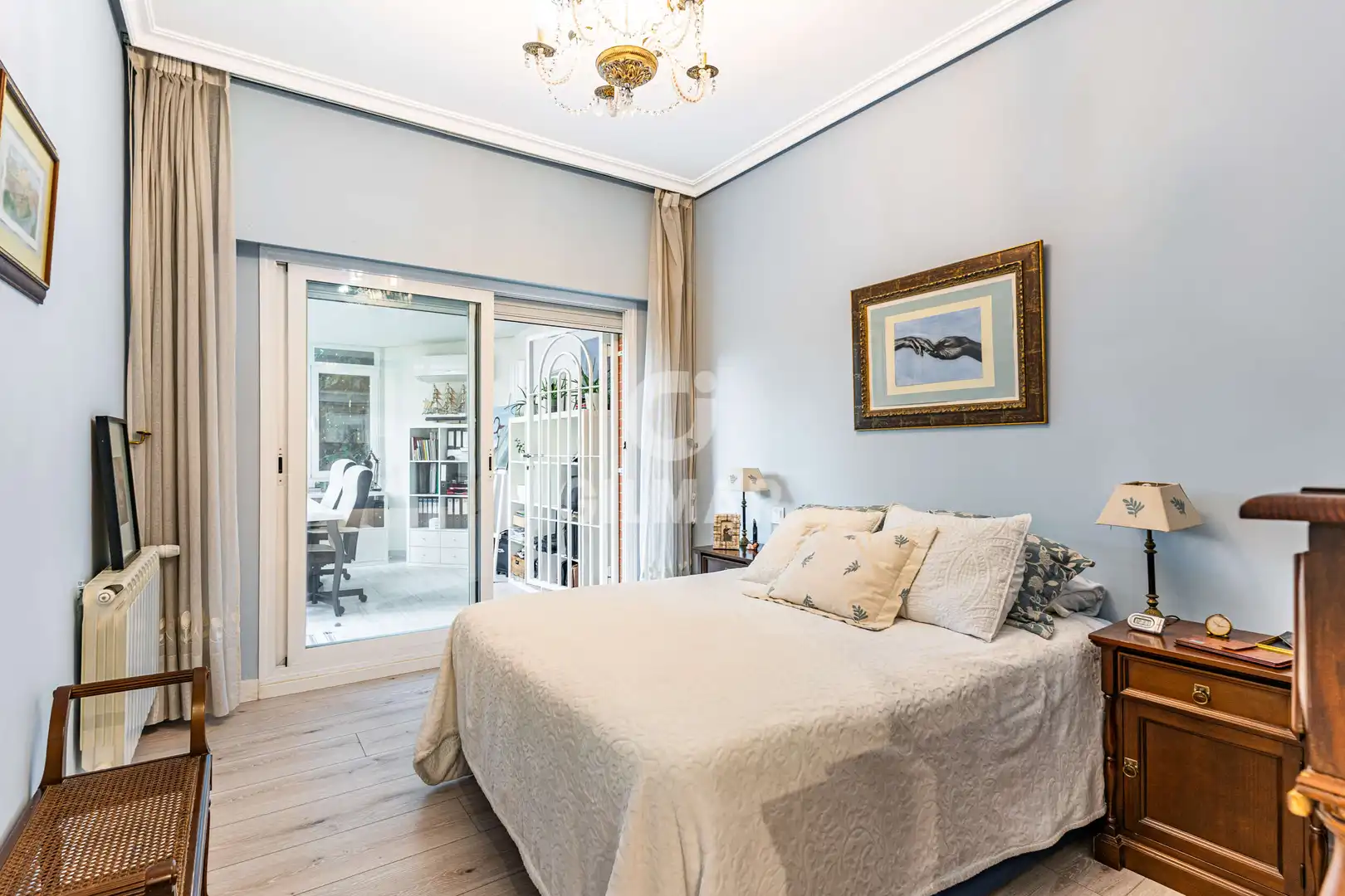 Bedroom of Ground floor for sale in Pozuelo de Alarcón  with Heating, Private garden and Storage room