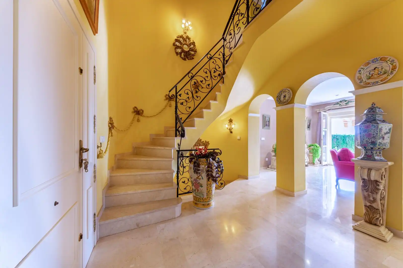 Villa mit Terrasse zum Verkauf in Golf Bahía, imagen 16