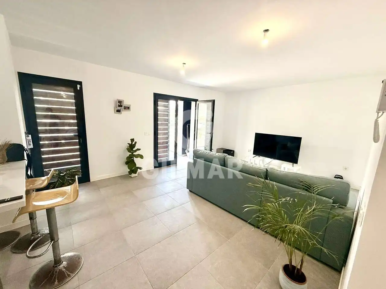 Sala de estar de Apartamento en venta en Guía de Isora con Amueblado y Balcón