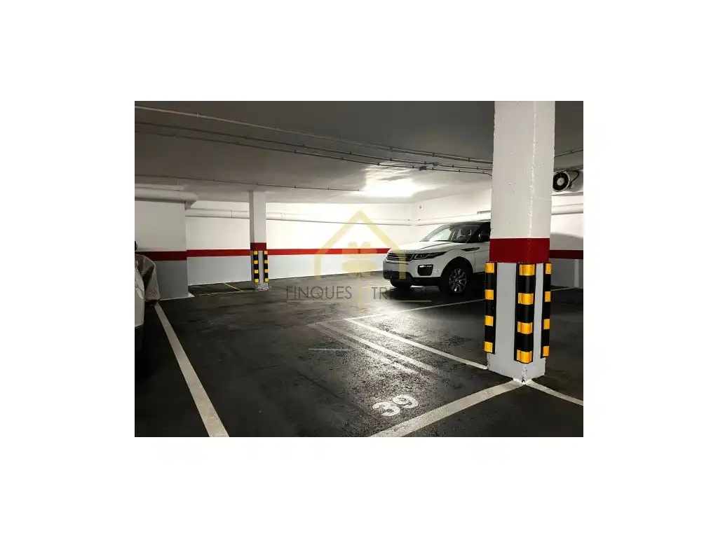 Parkplatz von Dachboden zum Verkauf in Granollers mit Klimaanlage und Terrasse