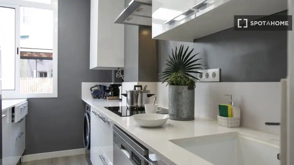 Flat for rent in Hostafrancs