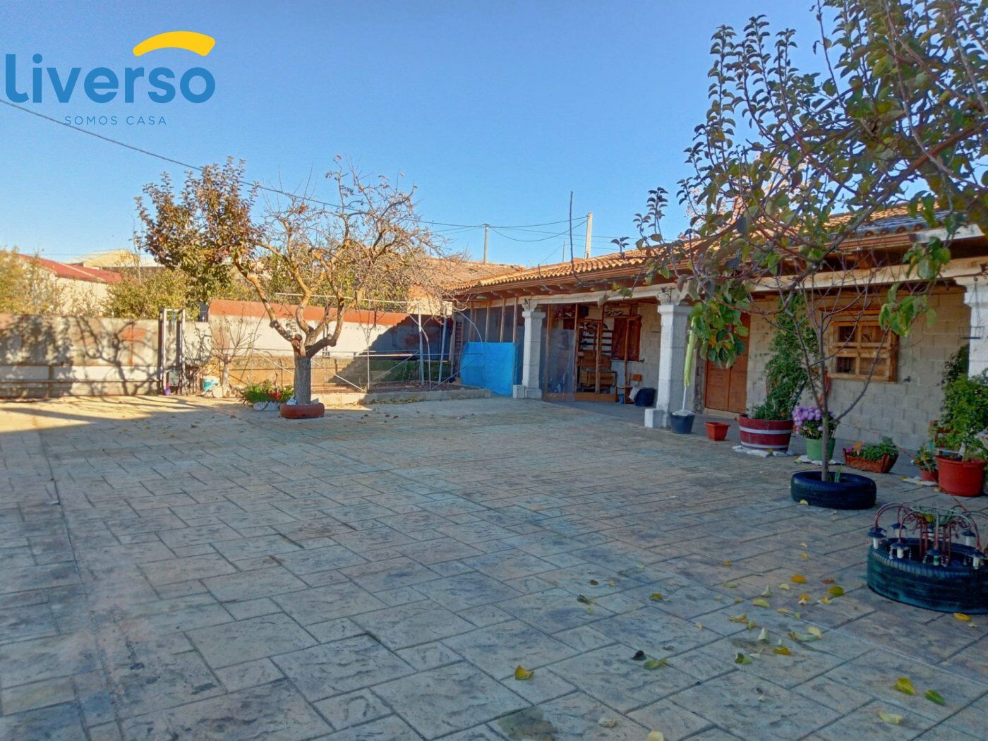 Vista exterior de Casa o xalet en venda en Mambrilla de Castrejón amb Calefacció, Jardí privat i Traster