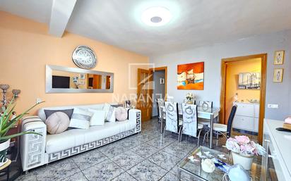 Living room of Flat for sale in  Barcelona Capital  with Balcony