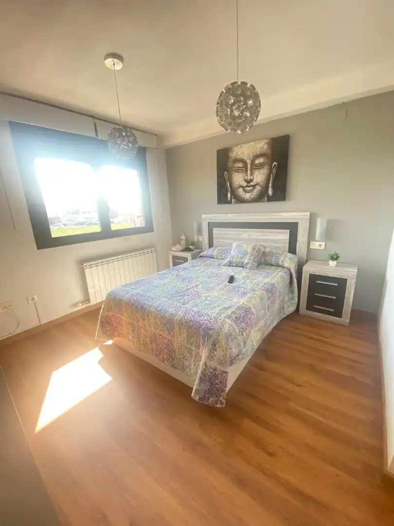 Habitación de Casa adosada en venta en Cintruénigo con Calefacción, Jardín privado y Terraza