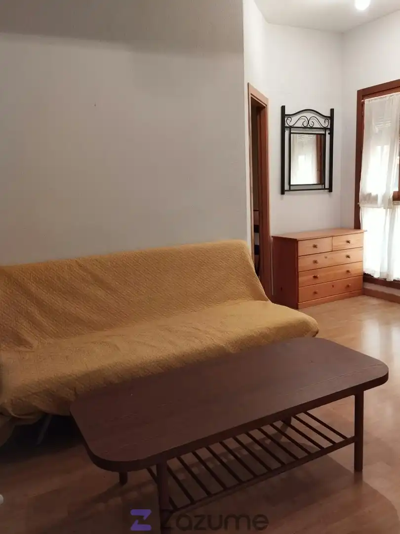 Habitación de Piso de alquiler en  Toledo Capital con Aire acondicionado, Calefacción y Parquet