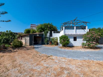 Jardí de Casa o xalet en venda en Vélez-Málaga amb Jardí privat, Terrassa i Piscina
