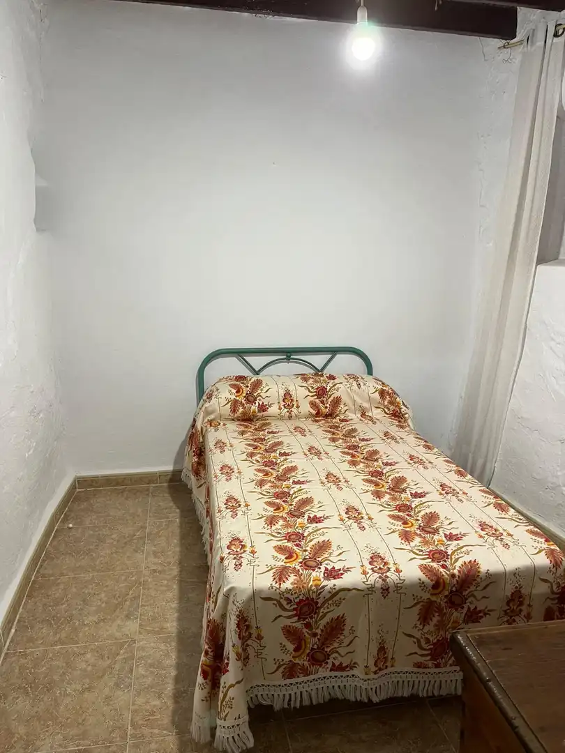 Dormitori de Finca rústica en venda en Adra amb Terrassa i Moblat
